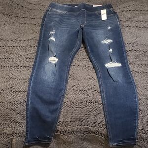 OLD NAVY rockstar Distressed Jegging